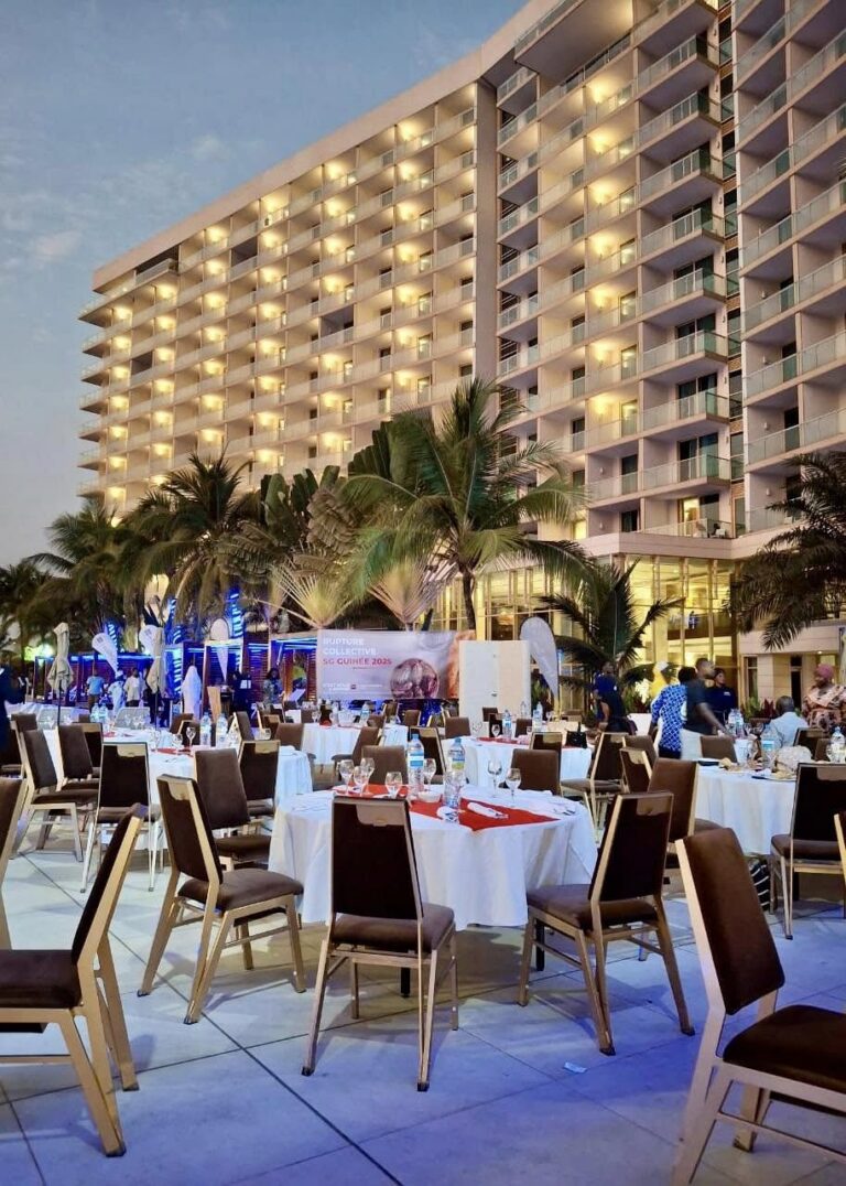 Radisson Blue23 768x1076