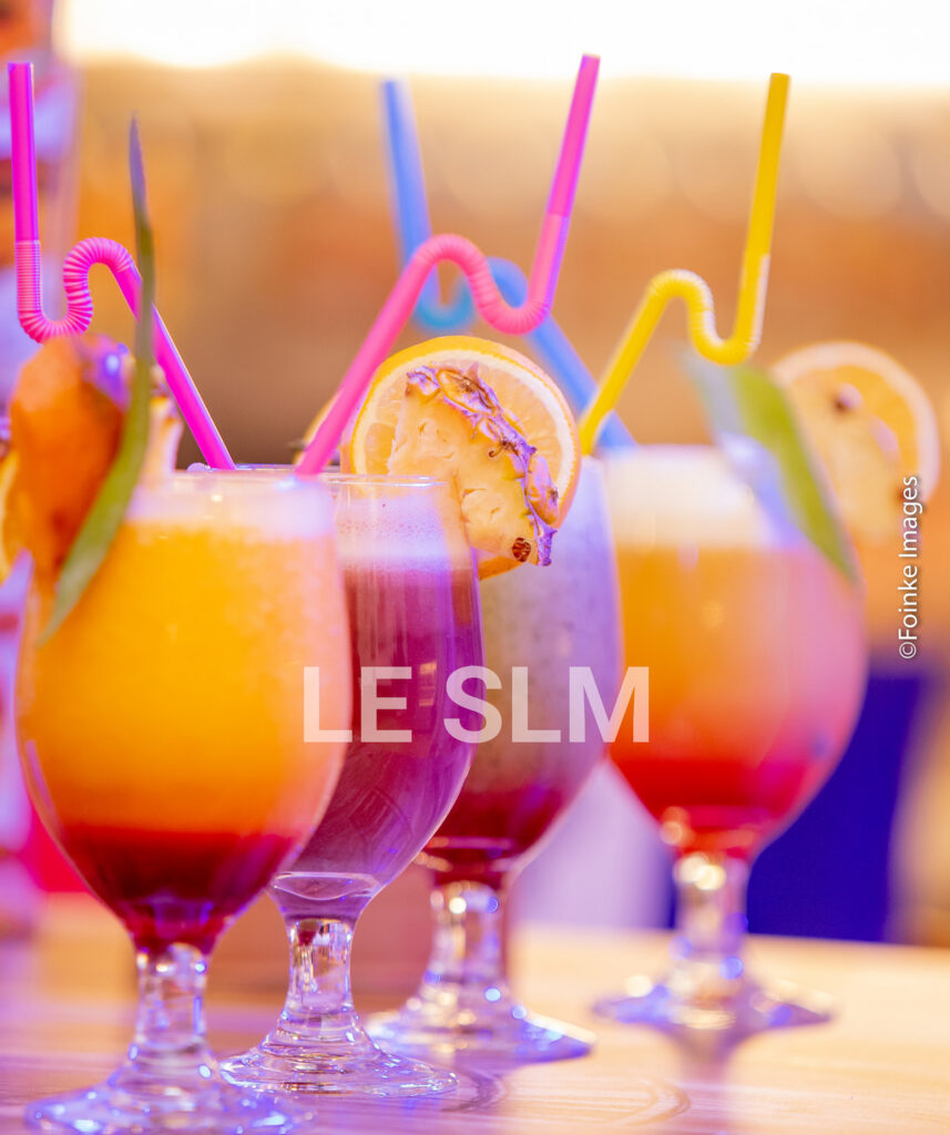 SLM40 1 857x1024